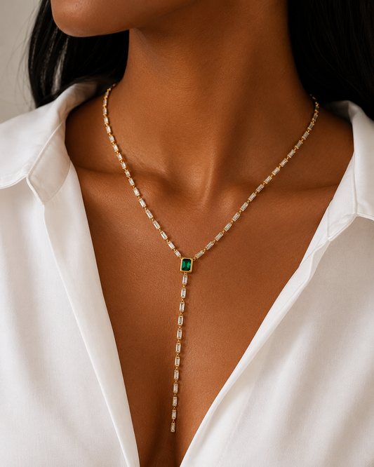 REMA CRYSTAL NECKLACE