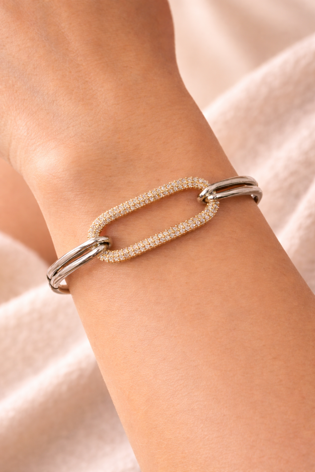 LUMIERE LINK CRYSTAL BRACELET