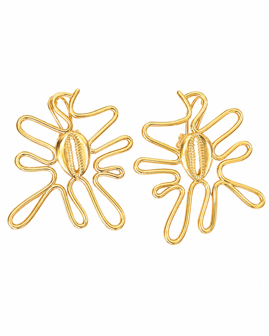 LIA COWRIE STATEMENT EARRINGS