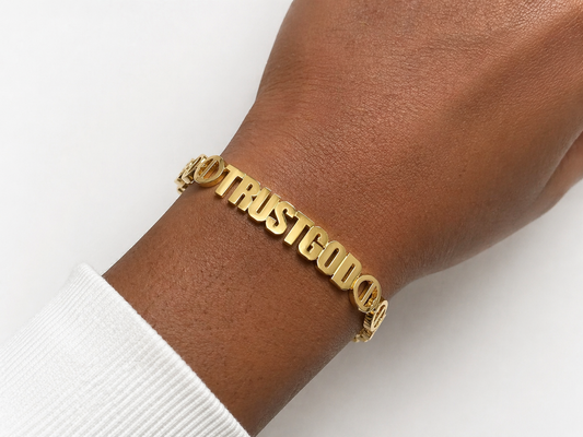 LUMIÈRE “trustGod” LINK CRYSTAL BRACELET| Faith-Inspired Statement Bracelet