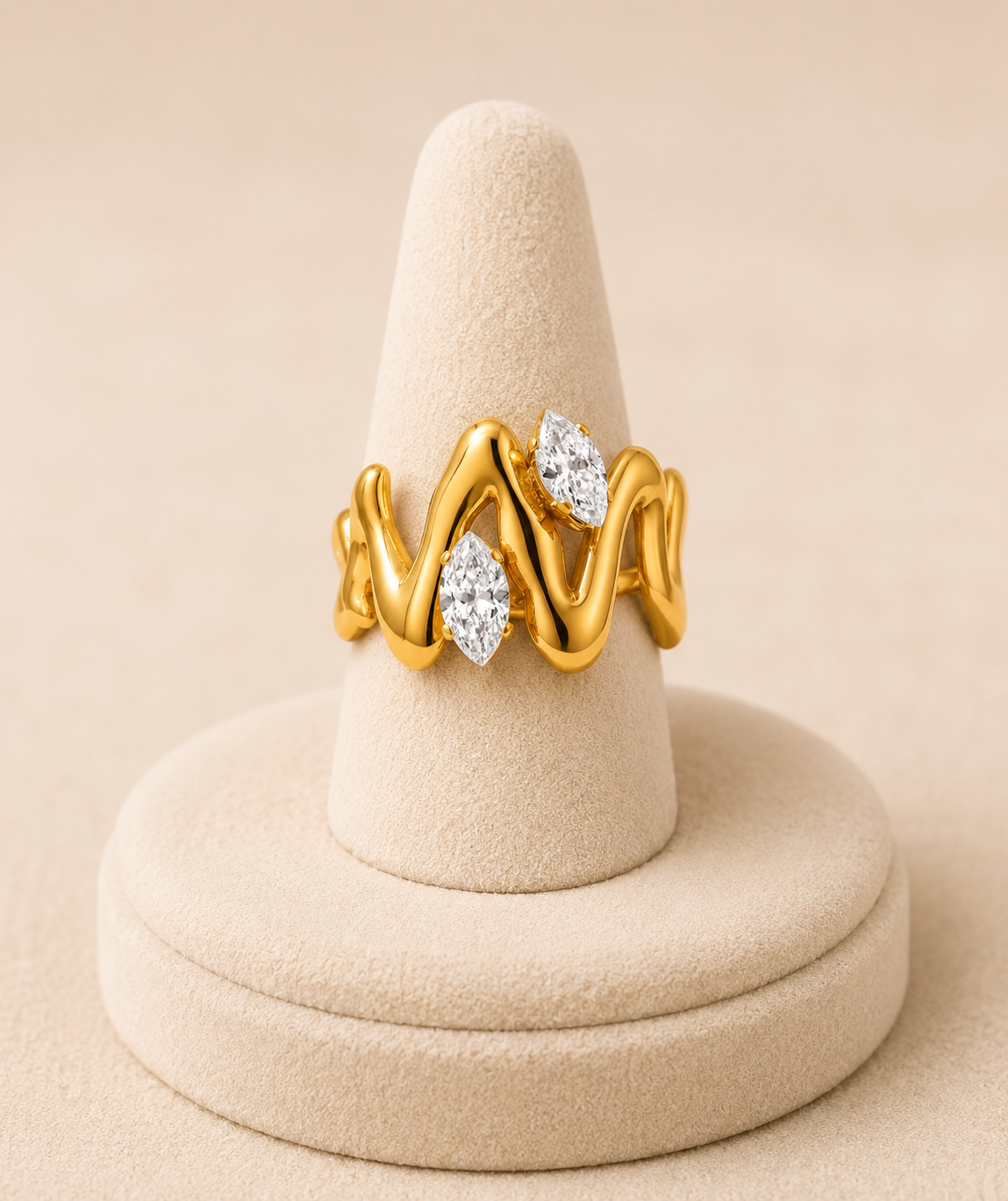 AMANI WAVE CRYSTAL RING