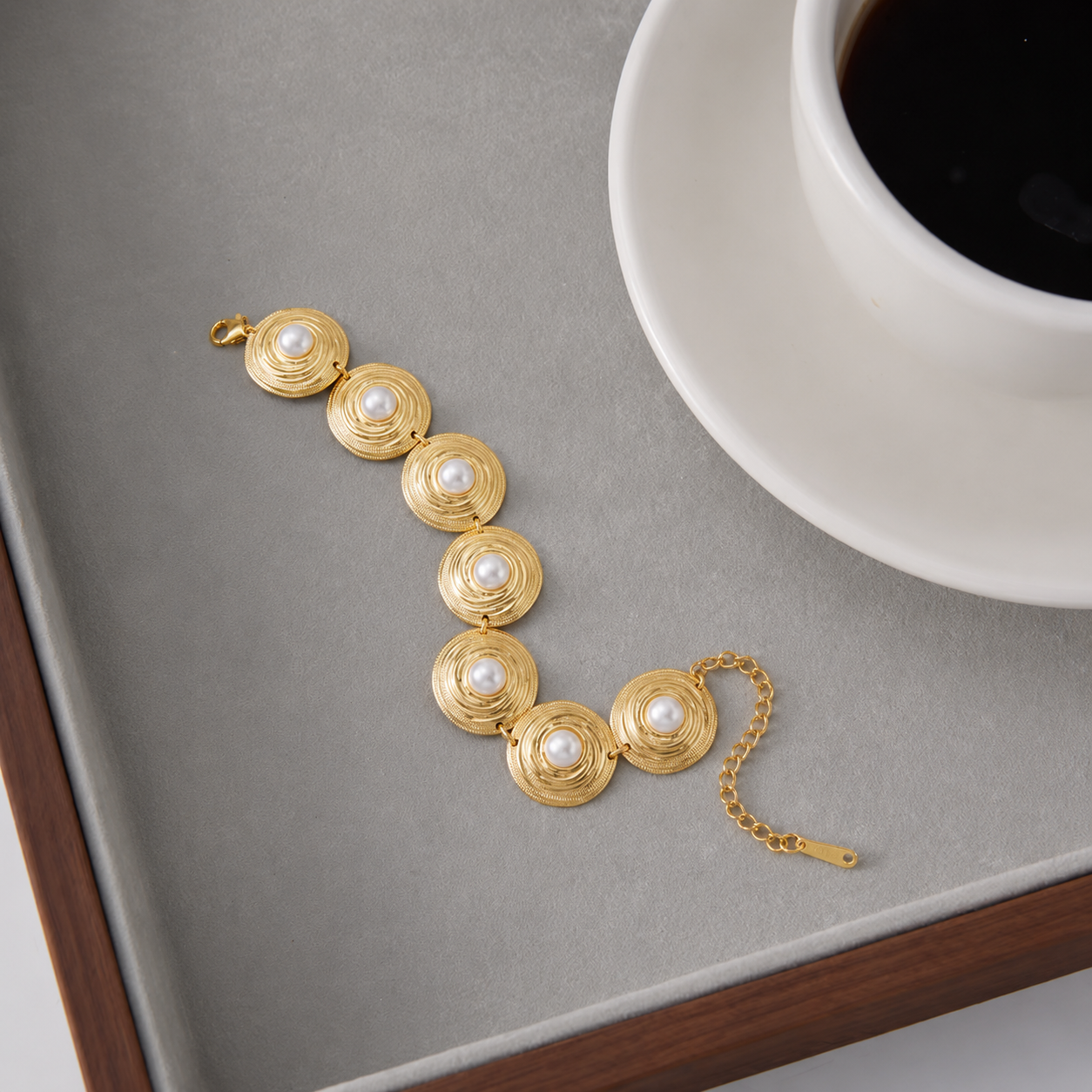 ALESSIA PEARL BRACELET