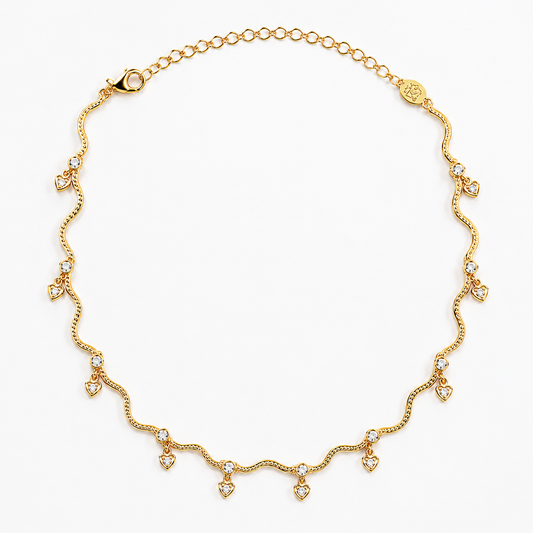 AMOURA CRYSTAL HEART NECKLACE