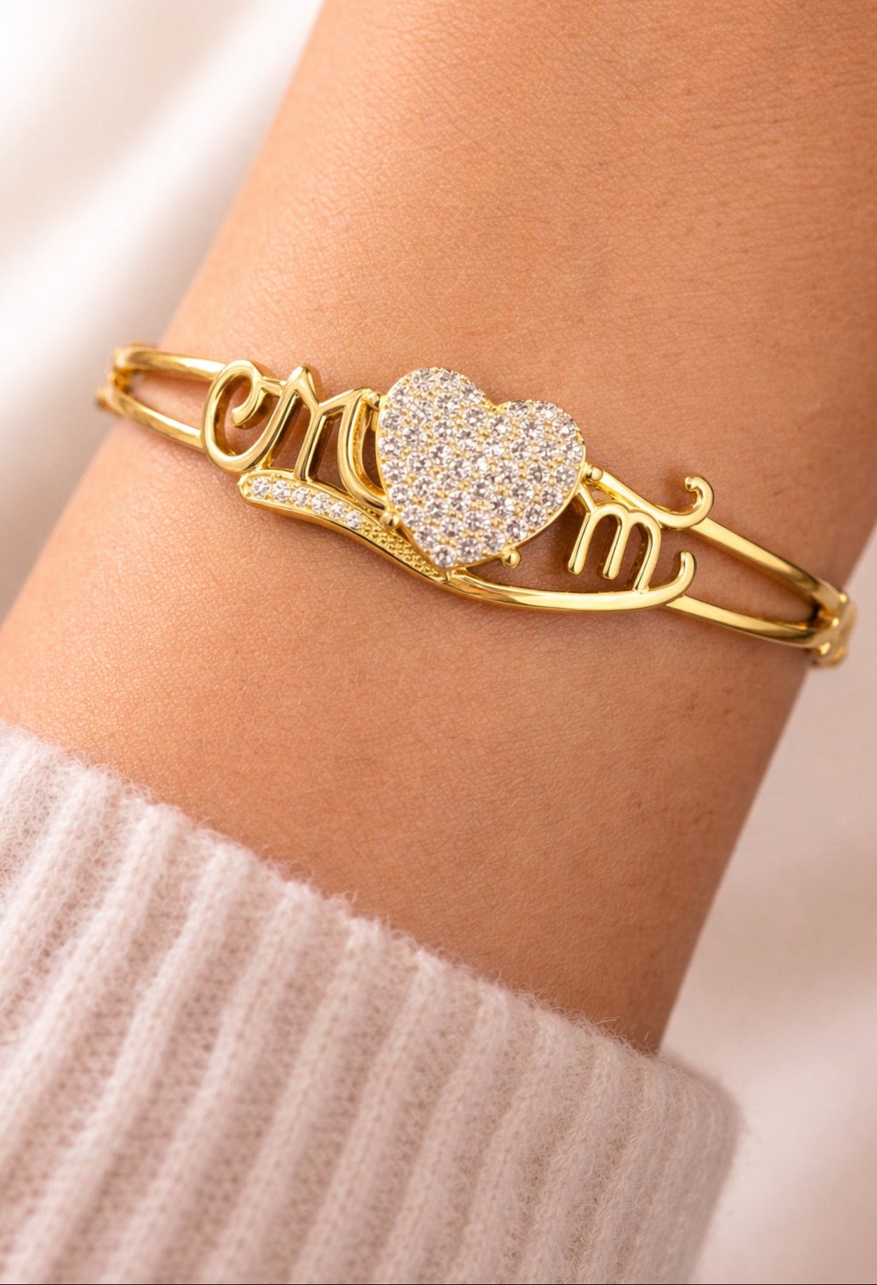 MOM HEART CRYSTAL BRACELET
