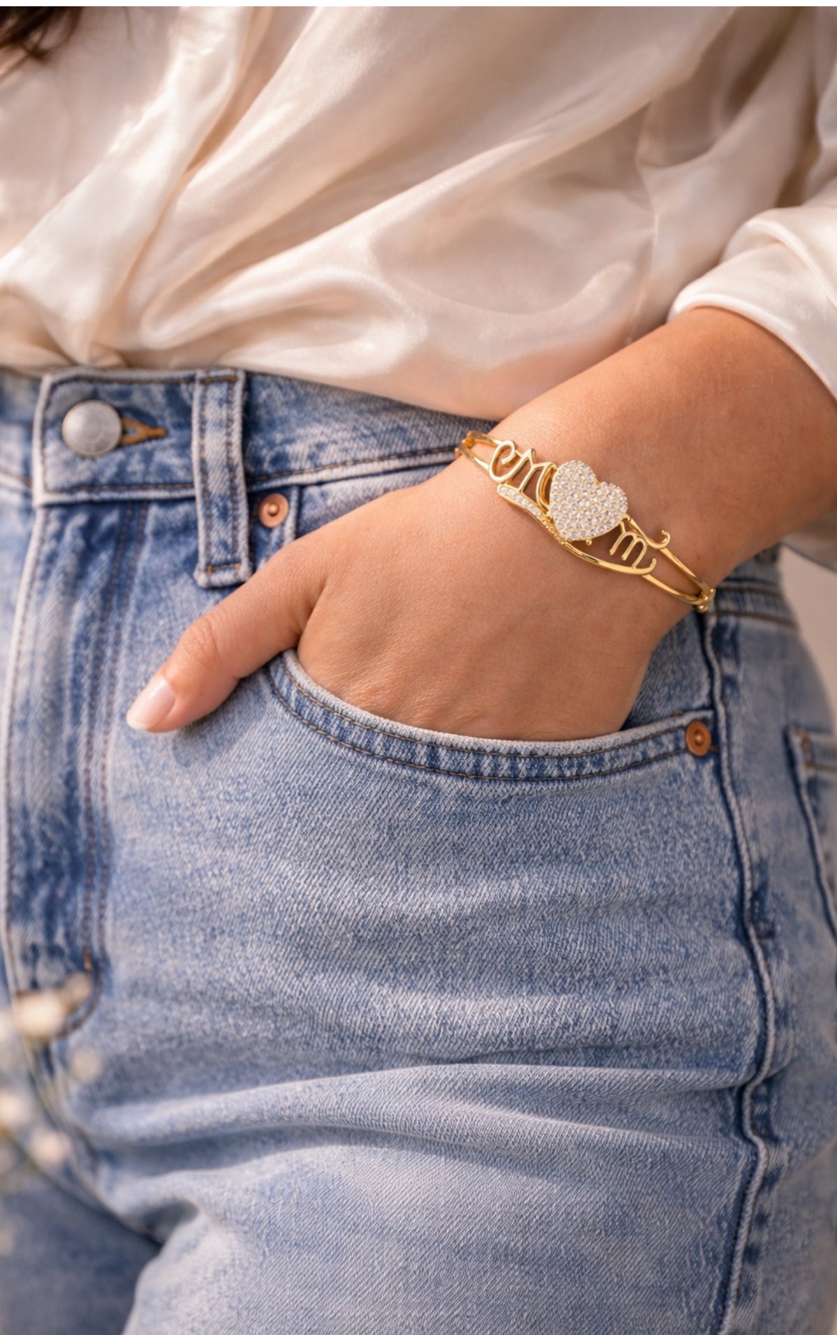 MOM HEART CRYSTAL BRACELET