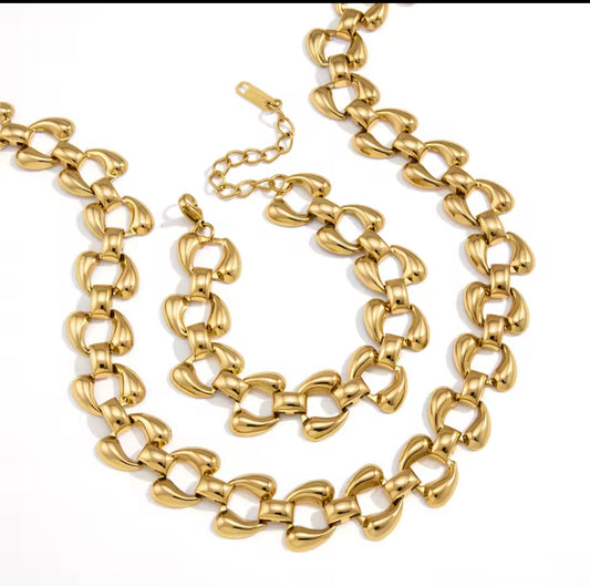 MARISOL LINK NECKLACE AND BRACELET SET