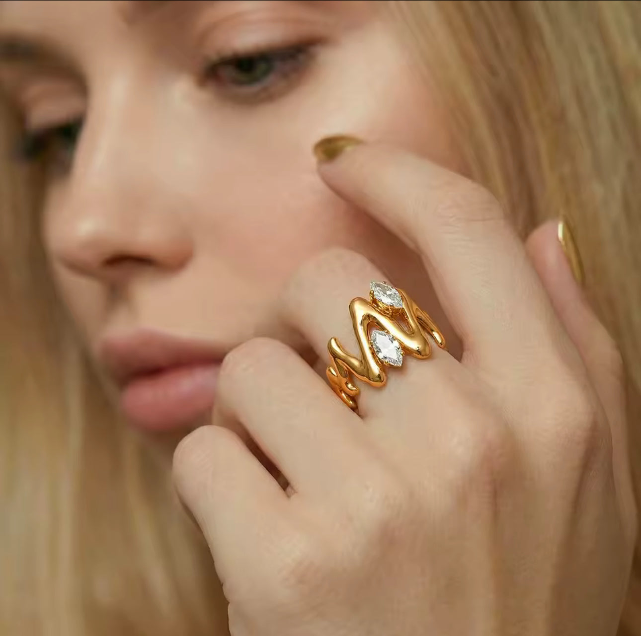 AMANI WAVE CRYSTAL RING