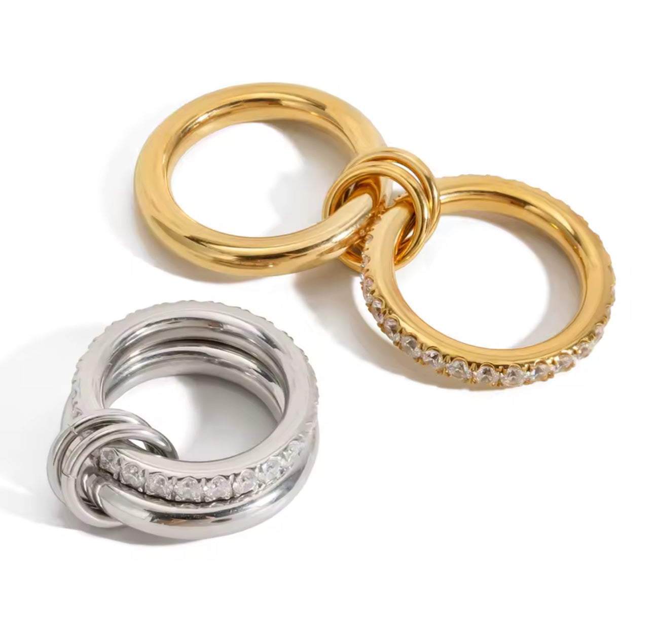 LUNA INTERLOCKING CRYSTAL RING