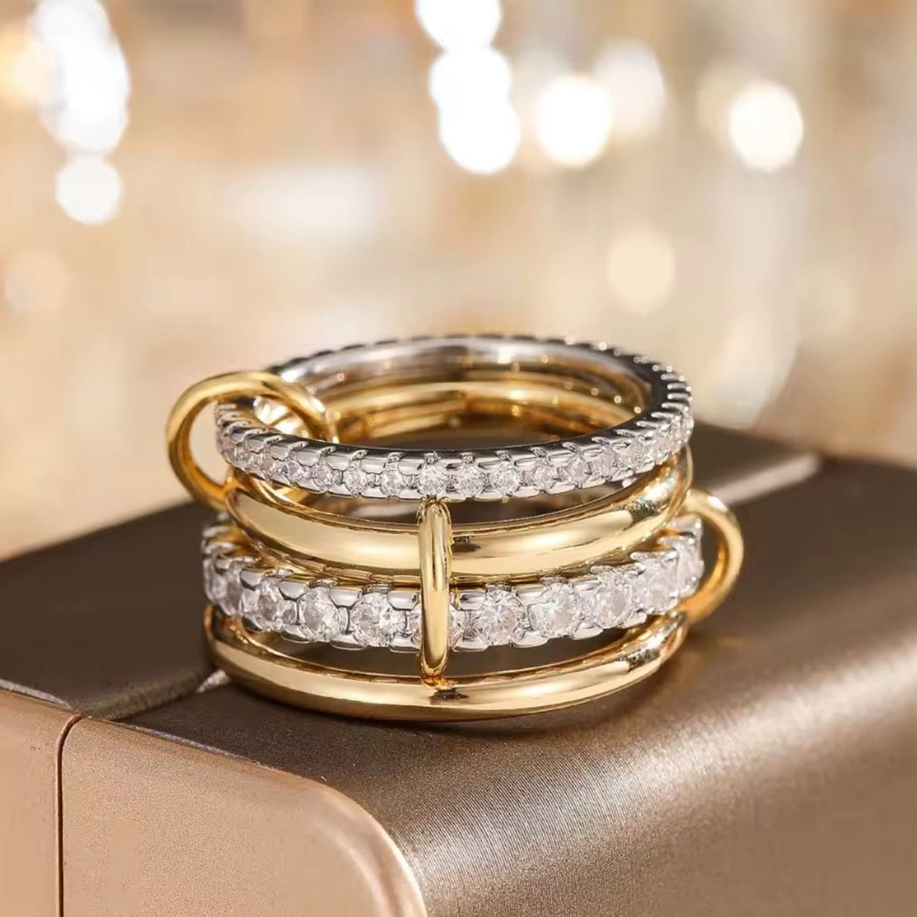 MILLY CRYSTAL RING