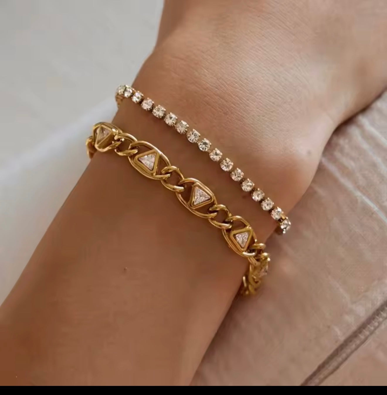 ELIA CRYSTAL LINK BRACELET