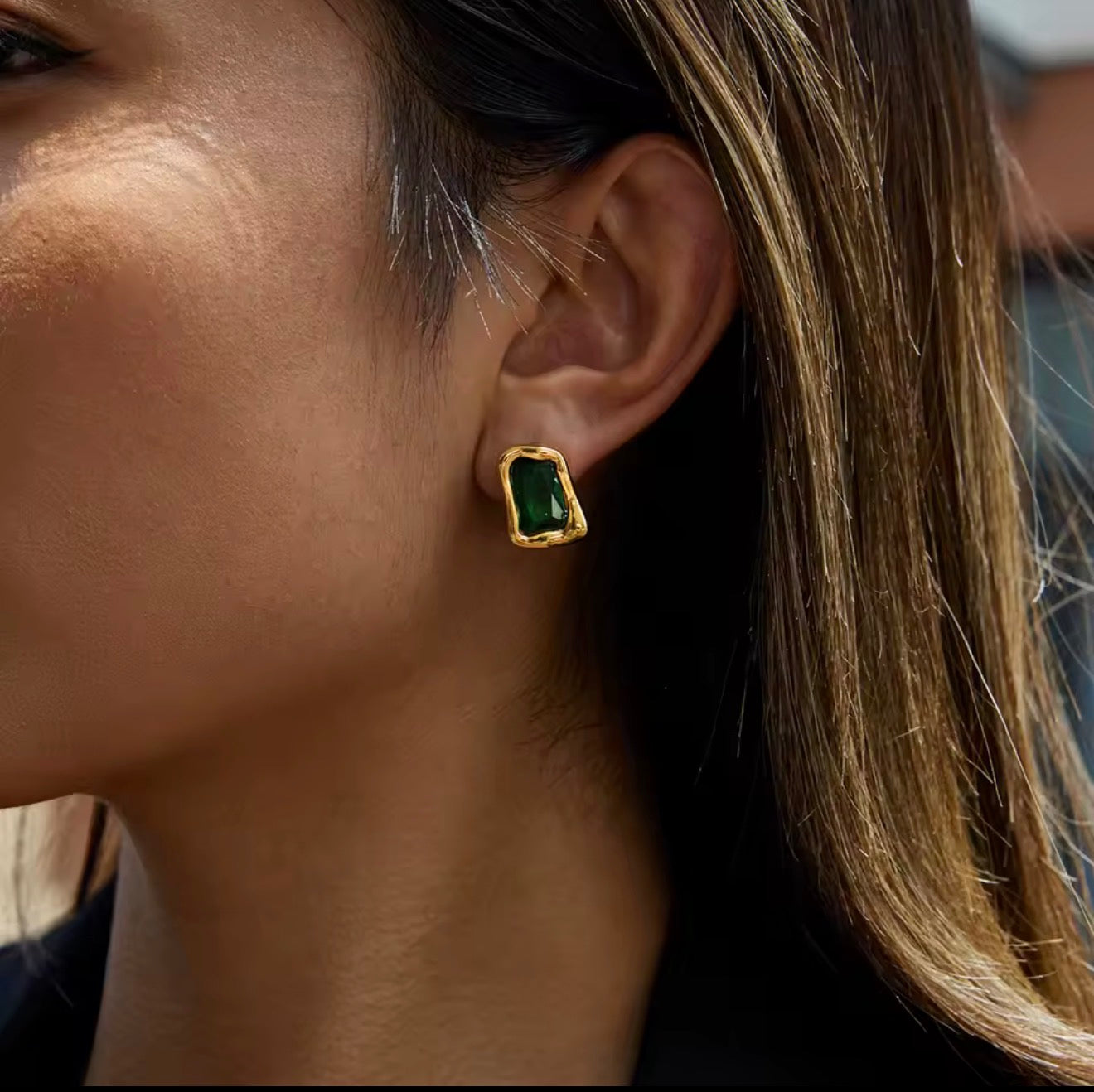 SADE CRYSTAL STUD EARRINGS